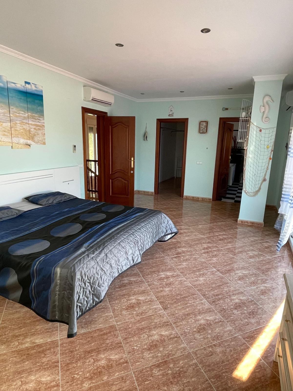 Detached house for rent in Partida Garduix